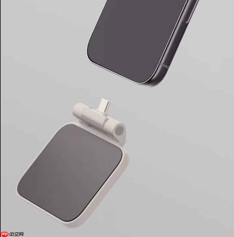 8BitDo推出“FlipPad”：专为竖屏游戏打造的翻盖式手柄