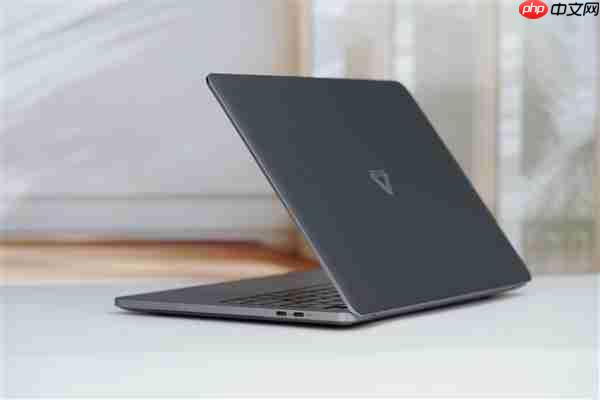 首发自研长江SoC!摩尔线程AIBOOK笔记本图赏