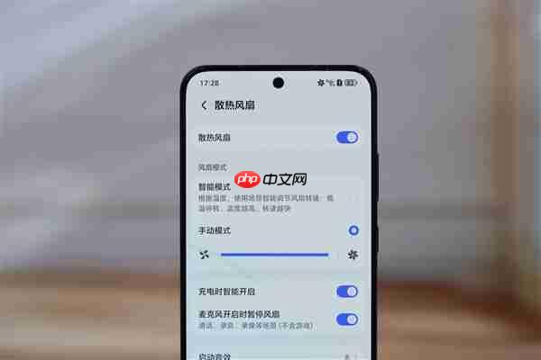 10000mAh巨无霸电池仅2599元起！荣耀WIN RT图赏