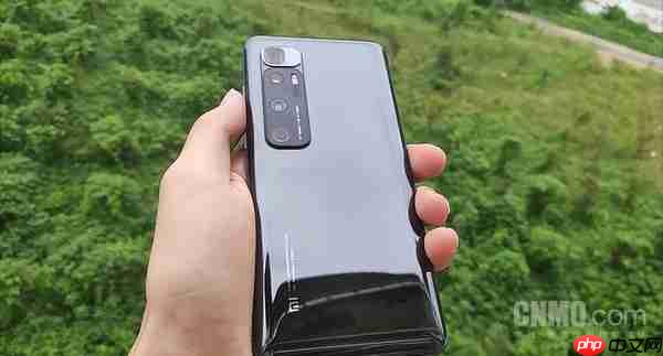 小米“Ultra”系列演进图谱：每代旗舰背后的核心突破