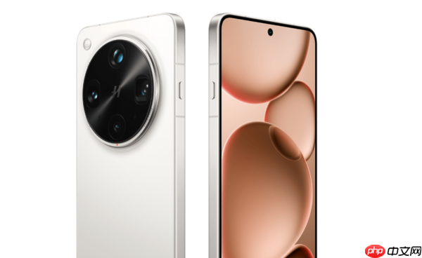 早报:三星独家供应iPhone Fold面板 卢伟冰透露新机