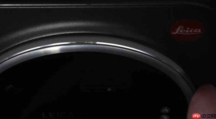 小米 17 Ultra细节曝光！真可乐标，可以拧的变焦环