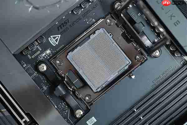 限量1000块！微星MEG X870E GODLIKE X EDITION主板图赏