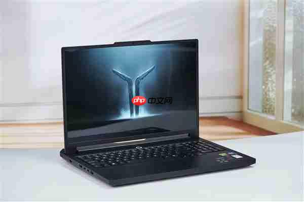 专业OLED超竞屏！联想拯救者Y9000P 2025AI元启游戏本图赏