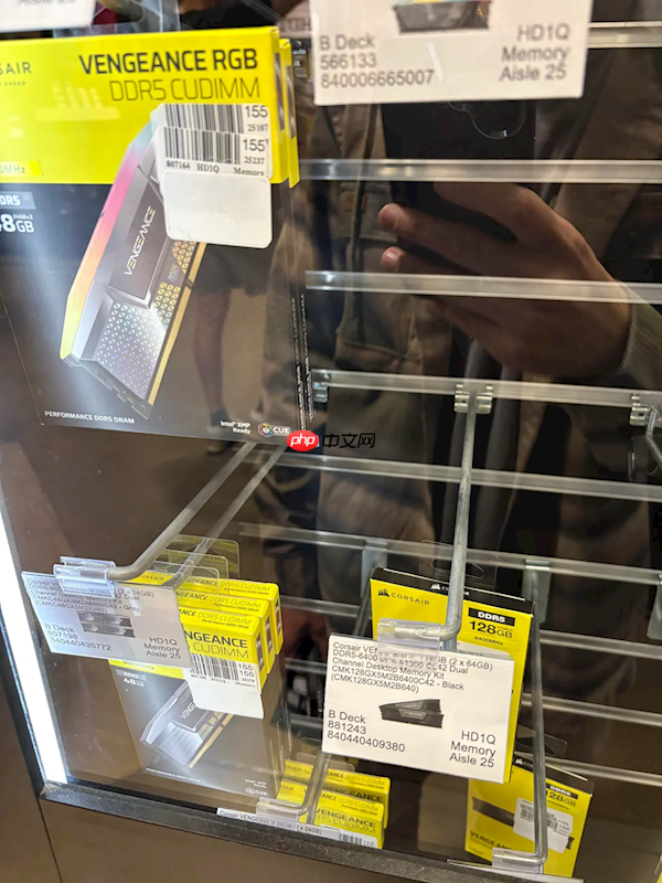 内存涨价离大谱！商家不再公开标价