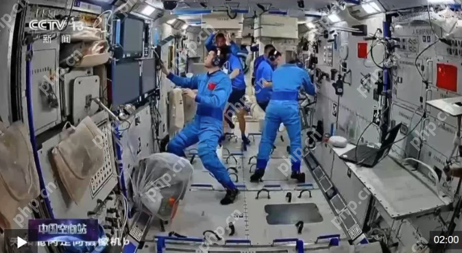 首次应急发射！神舟二十二号飞船发射成功！揭秘飞船装了啥、怎么装 - php中文网