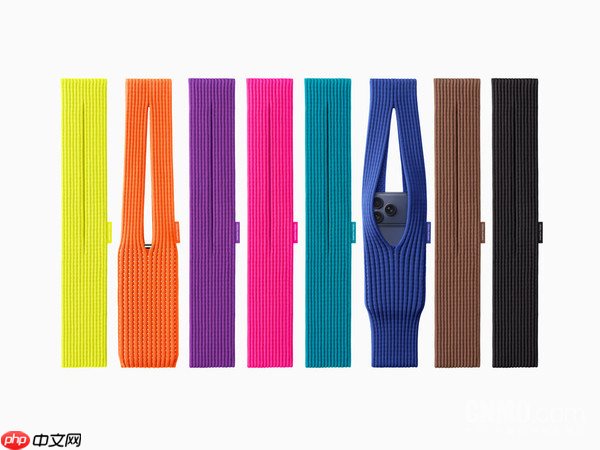 怒省3000多元！大量网友用钩针复刻iPhone Pocket