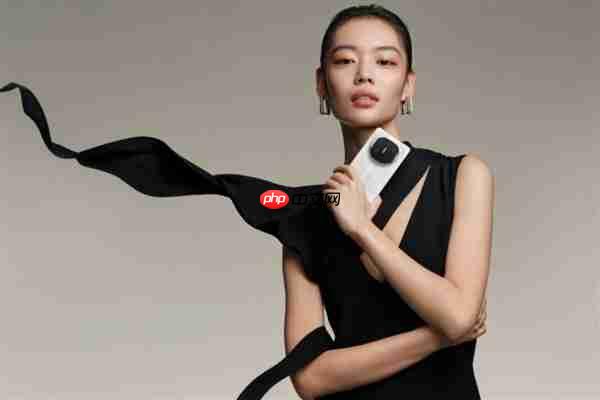 华为Mate X7首发定制20GB内存：本月见