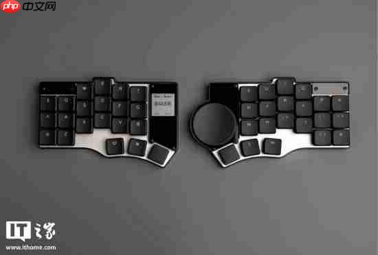 Toucan推出分体式人体工学机械键盘:自带触摸板显示屏