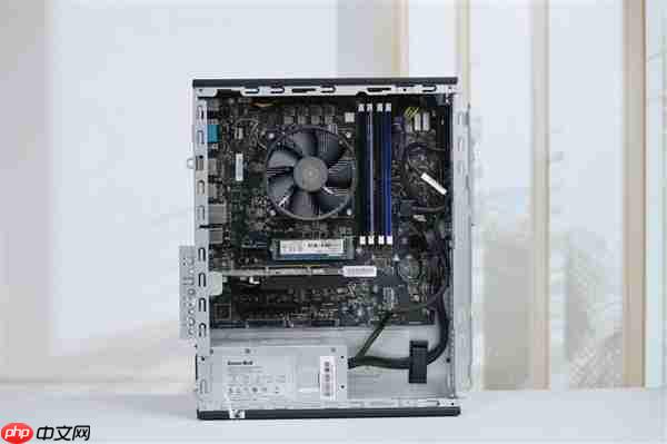 搭载兆芯KX-7000！智微华光E700-ZD台式机图赏