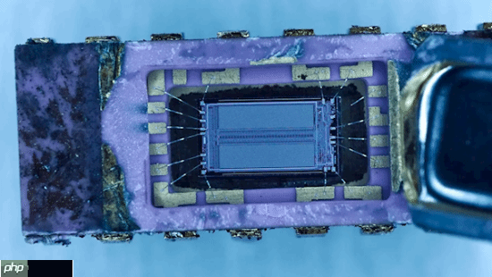 CPU收藏家开盖苏联制造芯片:竟逆向克隆自Intel