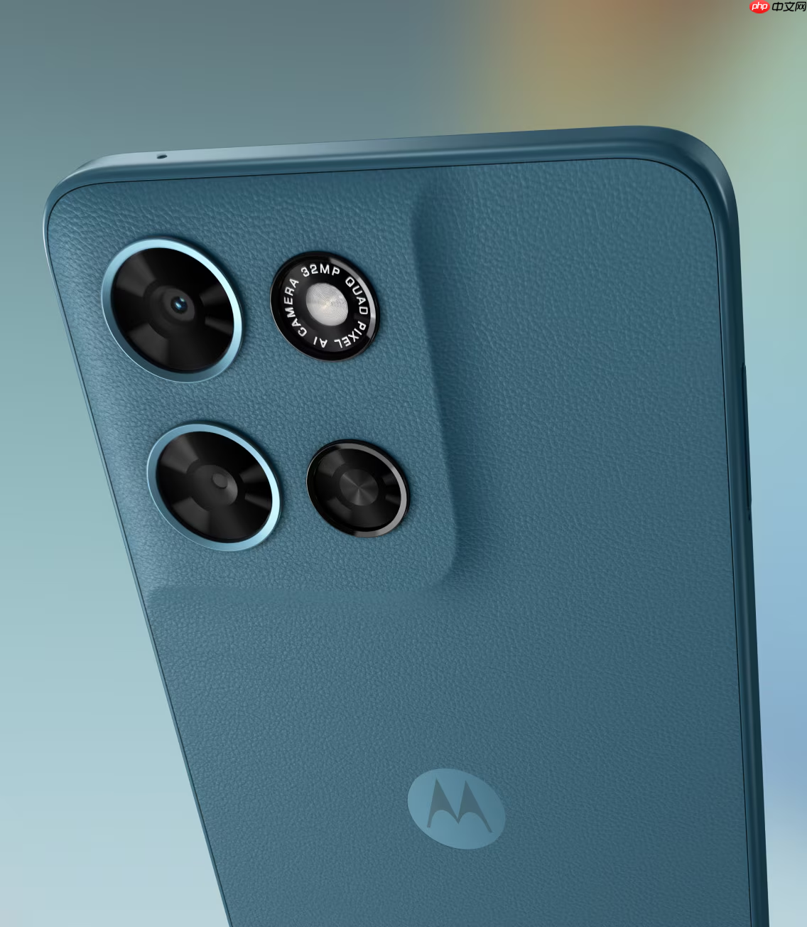 摩托罗拉发布两款LCD新机:moto g(2026)、moto g play(2026)