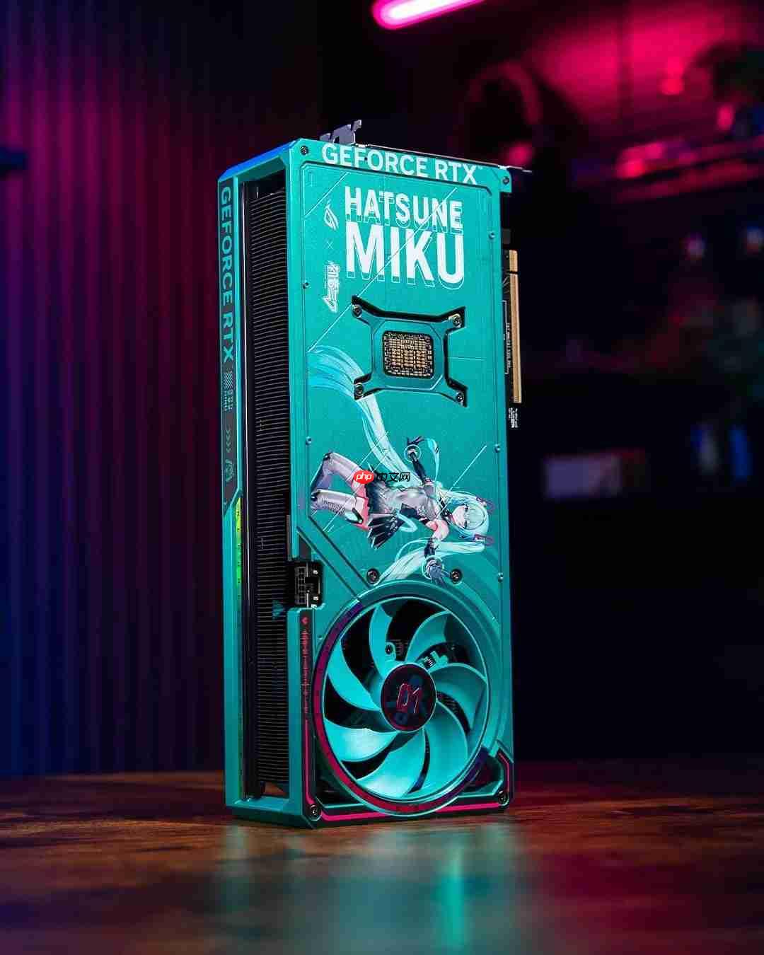 双·11颜值至上! ROG夜神RTX5080 RO姬x初音未来版显卡