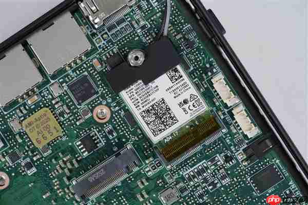 Ultra 7小钢炮！微星Cubi NUC AI迷你电脑图赏