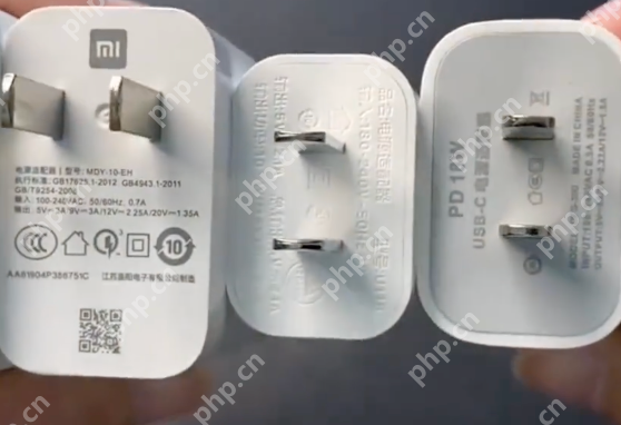 充电器上的图标没有一个是多余的，这些图标都是什么意思呢？ - php中文网