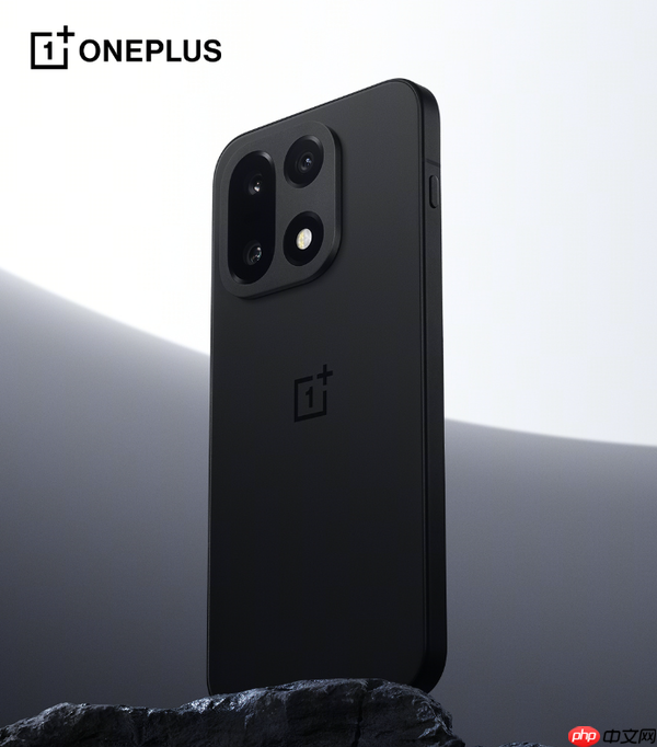 一加15配置汇总 7.3K大电池+1.5K屏幕 就看价格了!