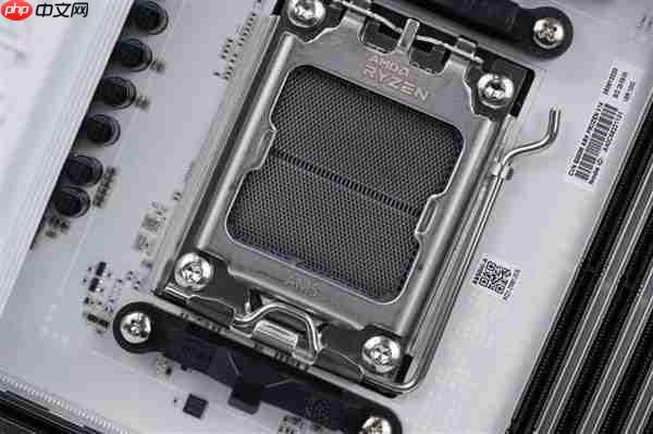 白色高颜值主板！七彩虹CVN B850 ARK FROZEN v14方舟图赏