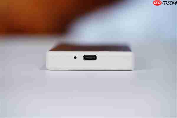 支持雷电5!希捷LaCie Ruggged SSD4 1TB固态硬盘图赏