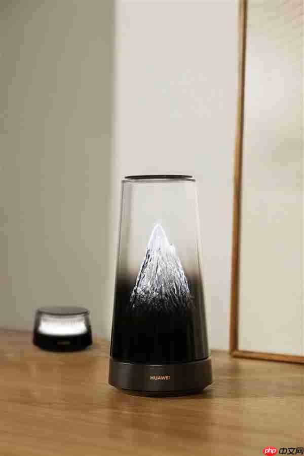 余承东公布神秘新品“日照金山”真身:华为路由X3 Pro!