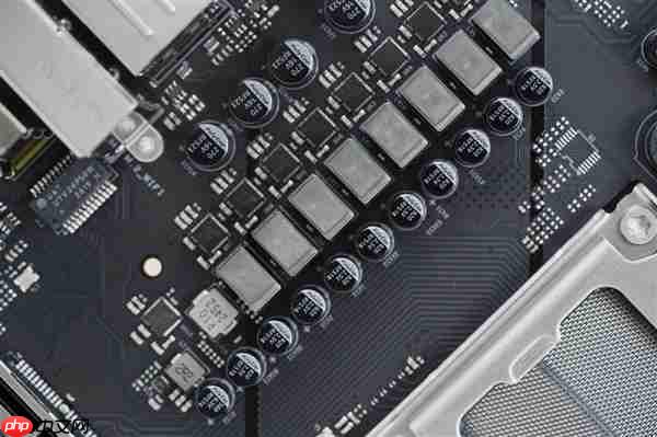 高性价比游戏利器!七彩虹战斧B850M超级黑刃主板图赏