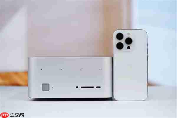 搭载AMD锐龙AI Max+ 395!零刻GTR9 Pro迷你AI工作站图赏