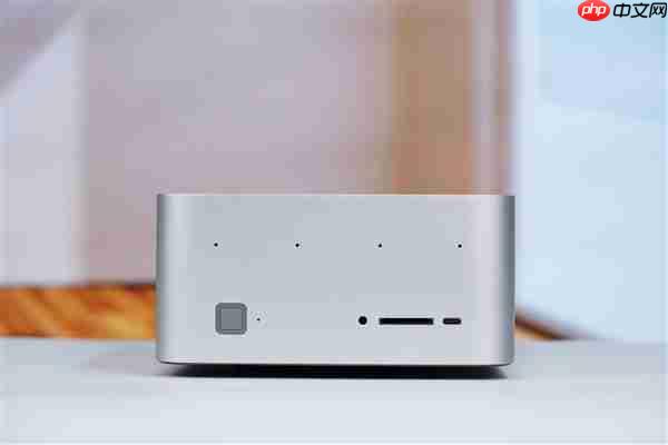 搭载AMD锐龙AI Max+ 395!零刻GTR9 Pro迷你AI工作站图赏