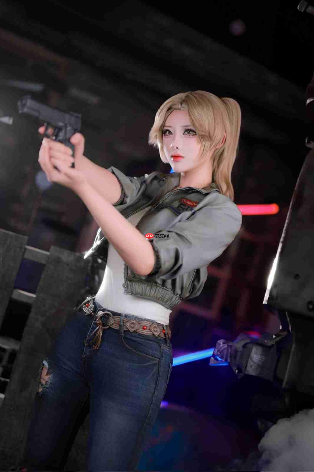 还原度超高！性感韩援Yasal最新《消逝的光芒：困兽》COS美图