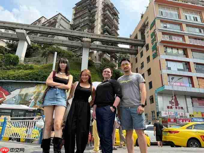 太赛博了！《赛博朋克2077》任务总监称赞重庆是座赛博朋克的城市