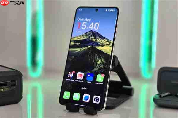 一加15预热 李杰:屏幕对标iPhone 17 Pro Max绰绰有余