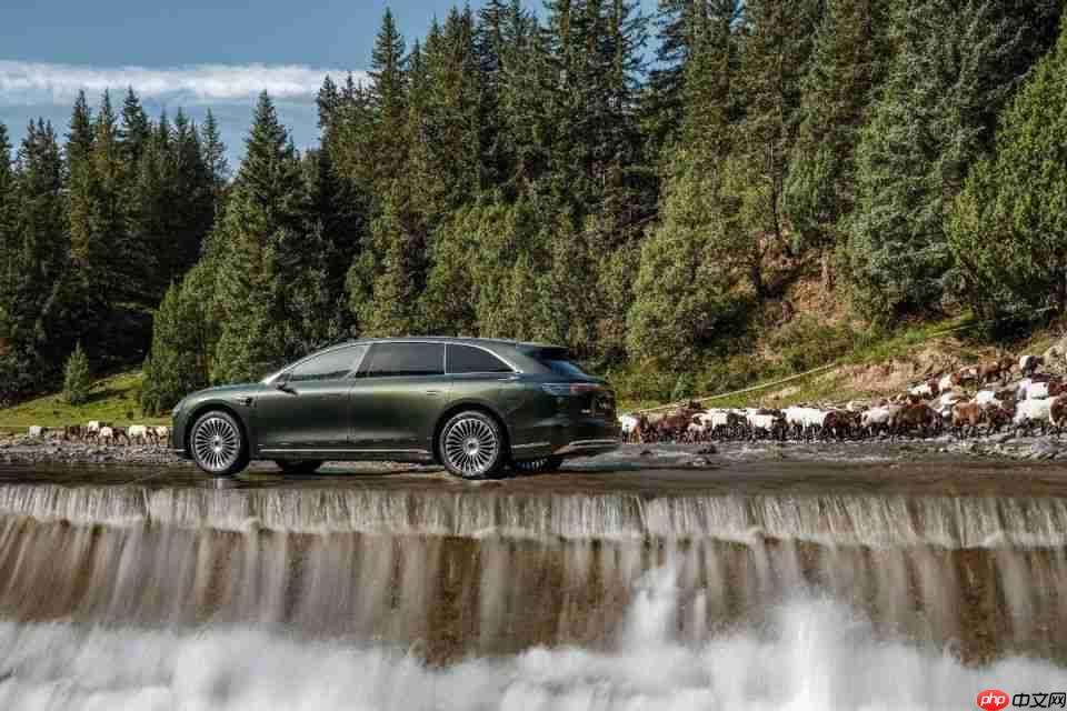 享界S9T旅拍模式实测，创新功能内含大玄机！