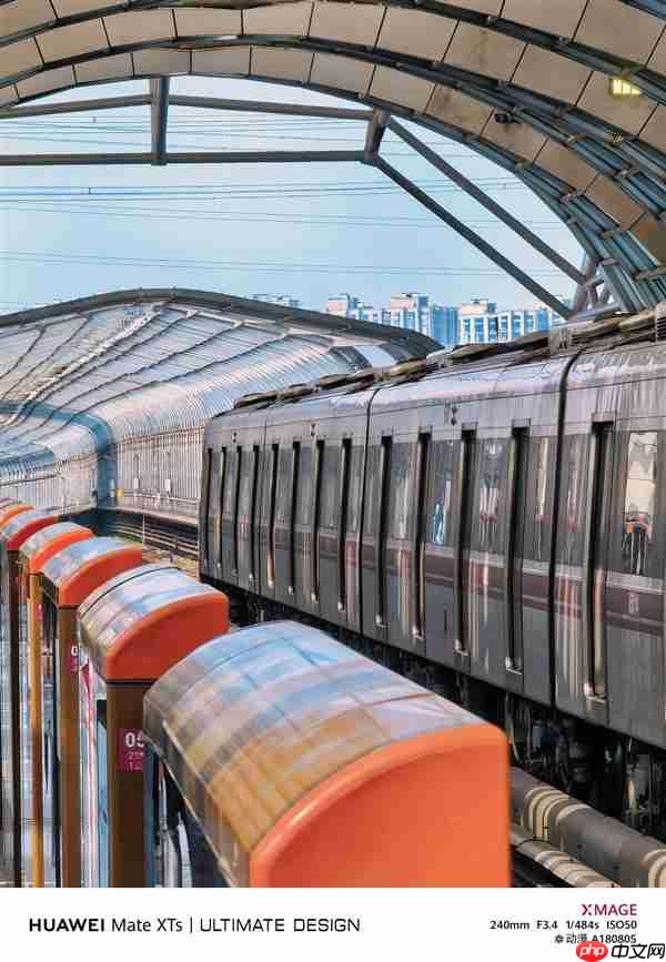 华为Mate XTs 非凡大师全面评测：17999元 比iPhone值！