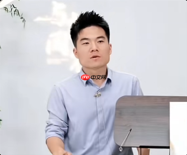 董宇辉谈年轻人做主播：不会以过来人姿态指责他们