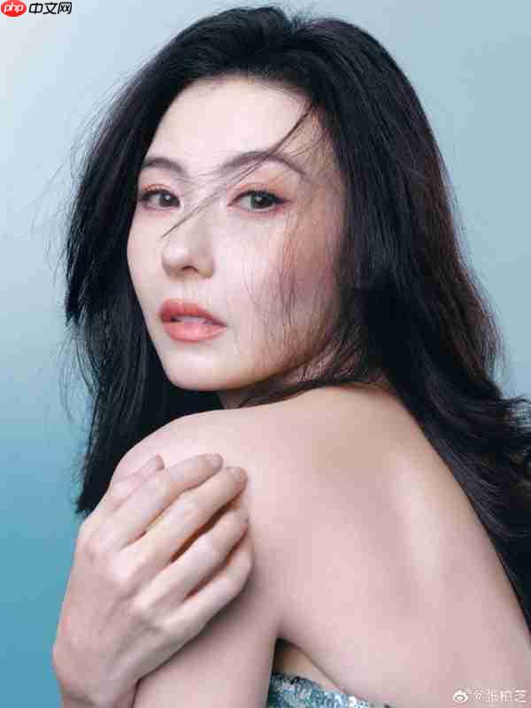 45岁张柏芝出席活动引围观：网友感叹美的不知天地为何物了