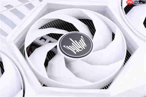 影驰RTX 5080 HOF OC LAB Deluxe-X 评测|纯白旗舰 王者归来