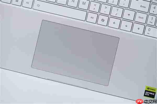 锐龙9 9850HX仅7999元！七彩虹MEOW橘宝R16 Ultra游戏本图赏