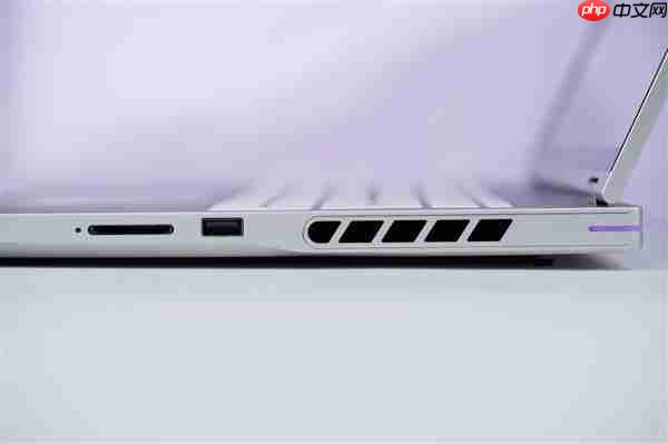 锐龙9 9850HX仅7999元！七彩虹MEOW橘宝R16 Ultra游戏本图赏