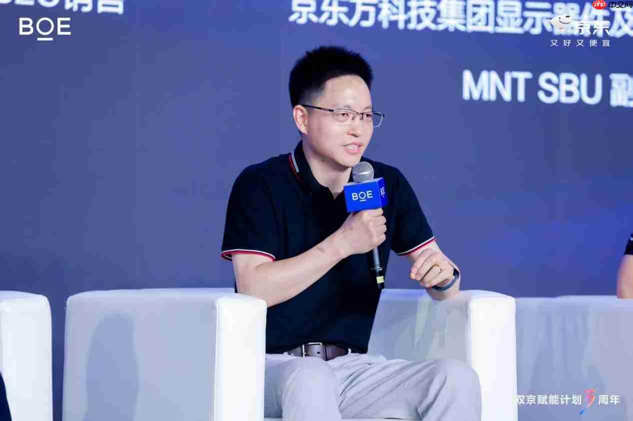 飞利浦EVNIA亮相“双京赋能计划”三周年庆典,“向上卷”引领电竞显示革新