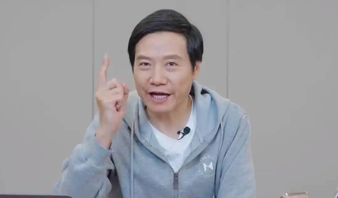 曝雷军千万年薪挖角的“95后天才少女”罗福莉已到岗