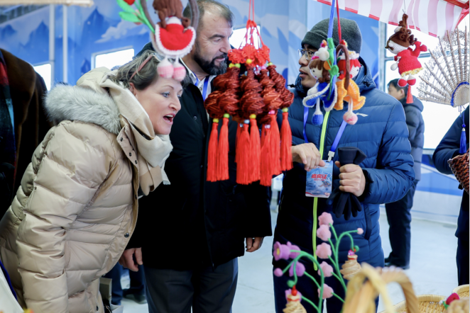 中国奥地利冰雪文化交融 山西陵川变身中国“阿尔卑斯”