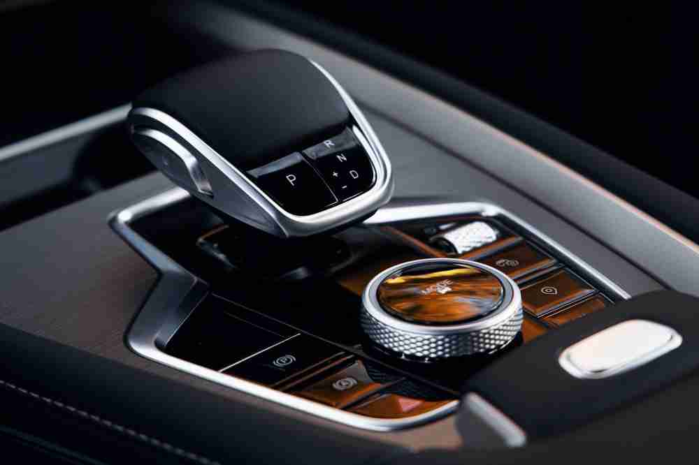 全新外观内饰设计 瑞虎5x高能版SUV售价6.99万起