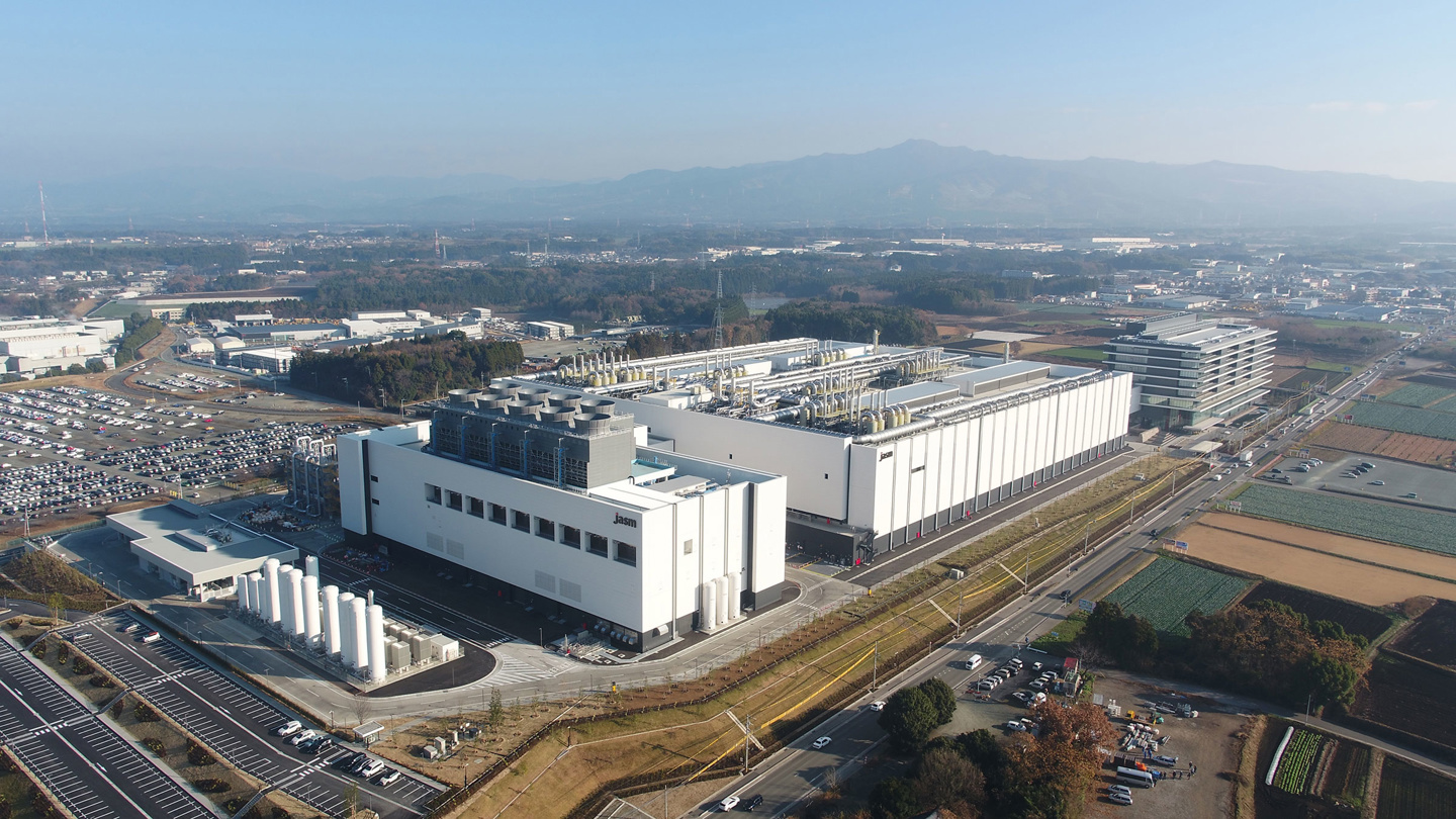 台积电首座日本晶圆厂计划年底大规模量产,2027 年投产第二家工厂 台积电首座日本晶圆厂计划年底大规模量产,2027 年投产第二家工厂