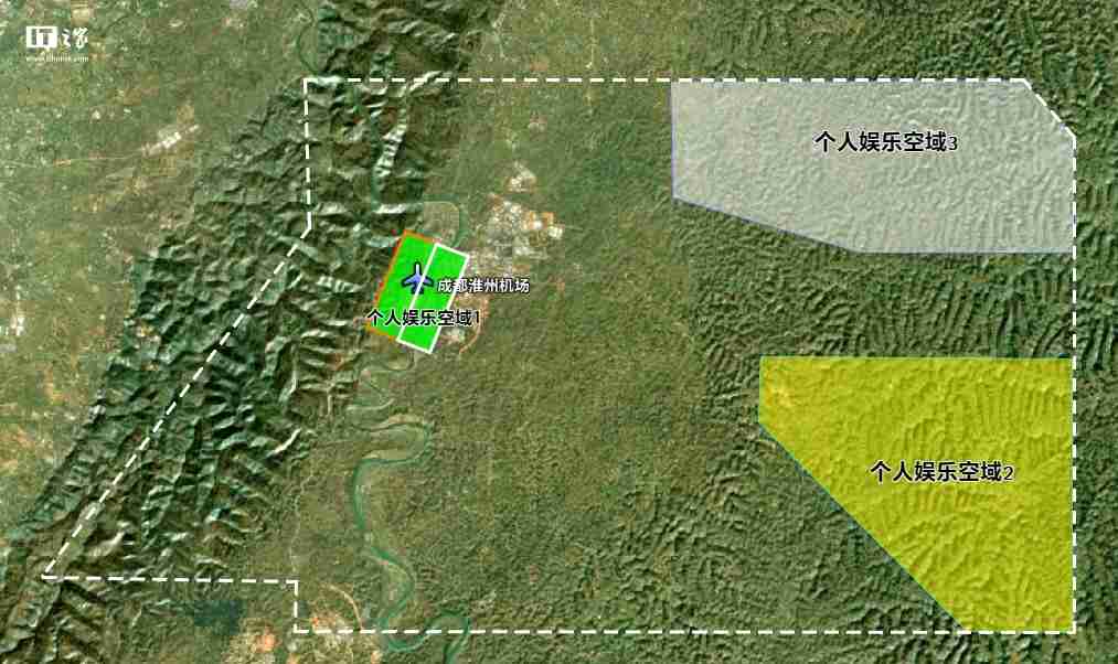 国内首个阶梯式低空空域在四川成都正式投用,包含个人娱乐空域、特技空域等