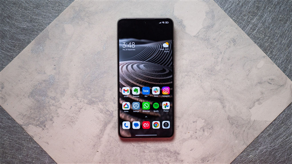 Redmi 2K屏手机出货超过1000万台:位居行业第一