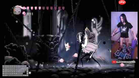 女主播太有活了！跳舞毯挑战《空洞骑士》超难关卡