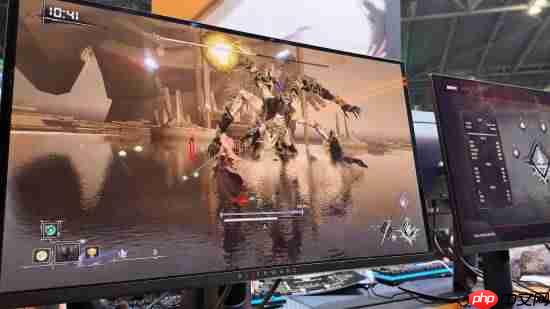 国产《无限机兵》试玩:新Boss雷电女剑士骑四臂异形