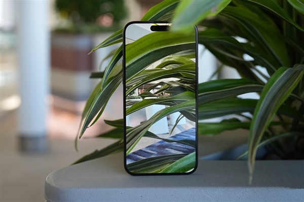 英伟达成台积电最大客户:苹果优先出货资格被取消