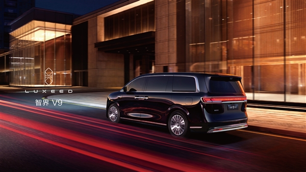 留给埃尔法的时间不多了 鸿蒙智行首款MPV智界V9官图发布
