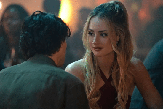 心理病态还是大尺度游戏!新美剧尺度惊人:女主求羞辱