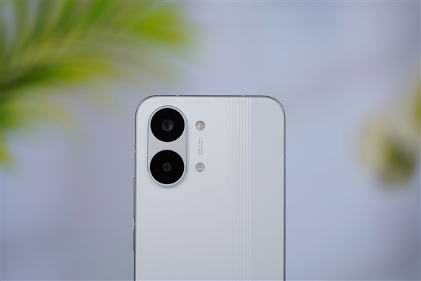 9000mAh小米史上最大电池!REDMI Turbo 5 Max图赏