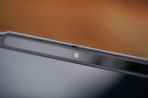 酷睿Ultra X9 388H加持!联想小新Pro 16 GT AI元启版图赏